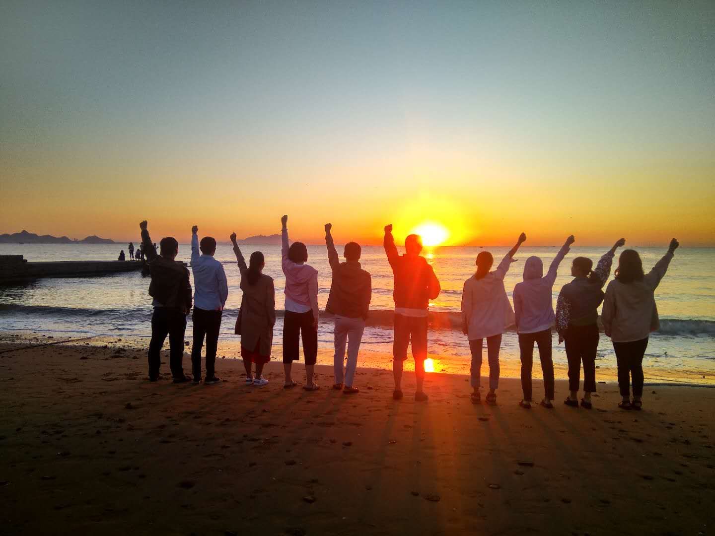 歡歌千里，踏浪迎風(fēng)---新鄉(xiāng)青峰龍灣歡樂(lè)游！