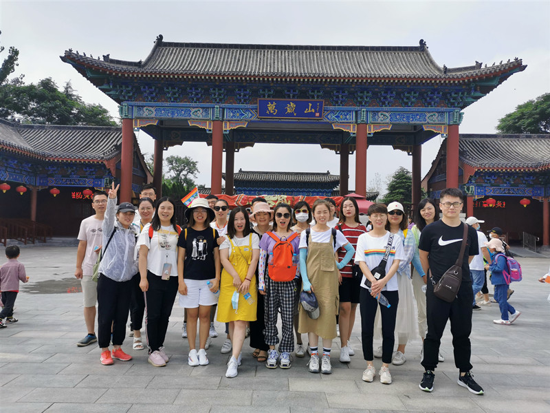 夏風荷韻——青峰網(wǎng)絡(luò)生日會party！